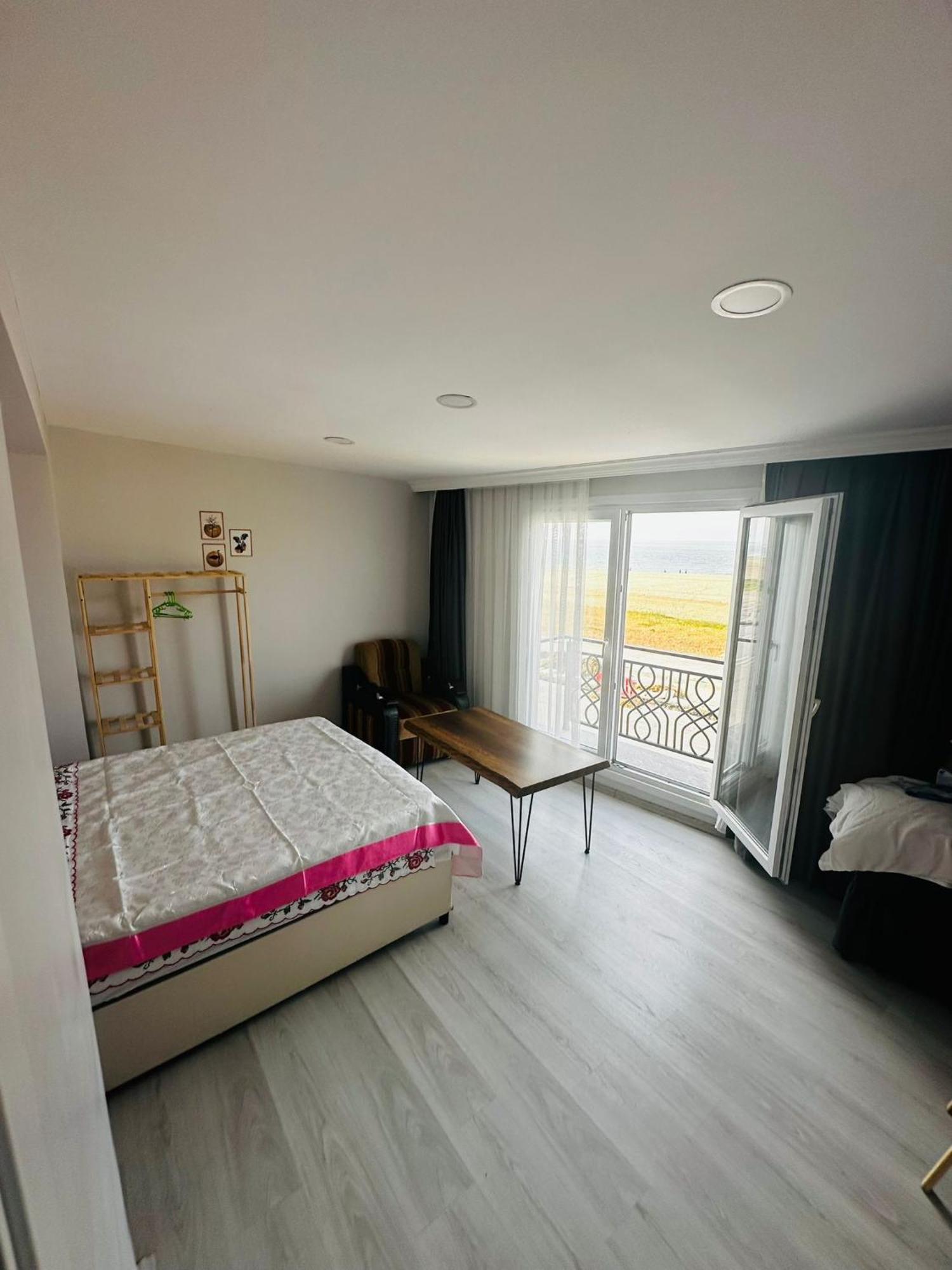 Airport Black Sea Hotel & Restaurant Arnavutkoy 外观 照片